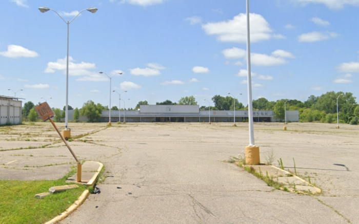 North Flint Drive-In Theatre - 2019 Street View Of Abandoned K-Mart Where Drive-In Stood